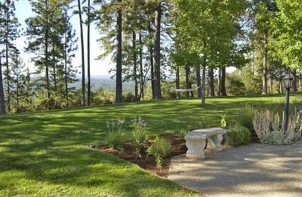 Sierra Sun Cloud Inn - Colfax (Adults Only) Екстер'єр фото